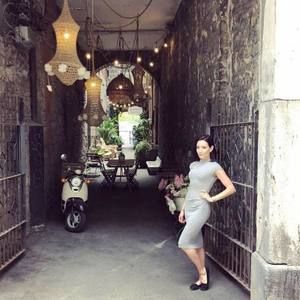 Meet your Posher, Roxanne